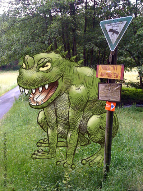 nightlysketch231 Attention Amphibians!, (c) 2010 Ingmar Drewing